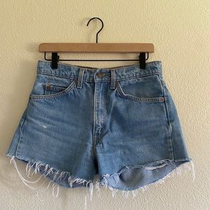 Levi’s light wash denim shorts